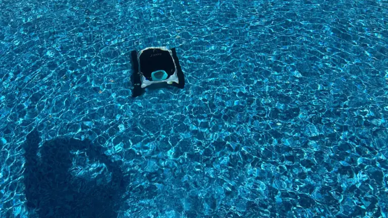 Poolsauger 2026: Akku, Batterie oder Bodensauger richtig wählen